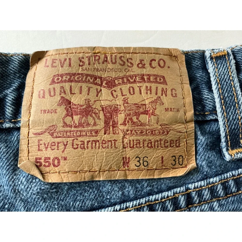 Levis preowned these
